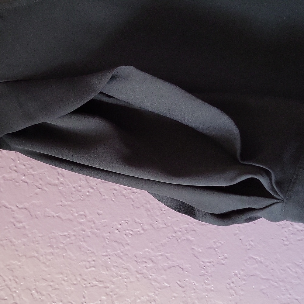 Worthington Blouse - Picture 3 of 12